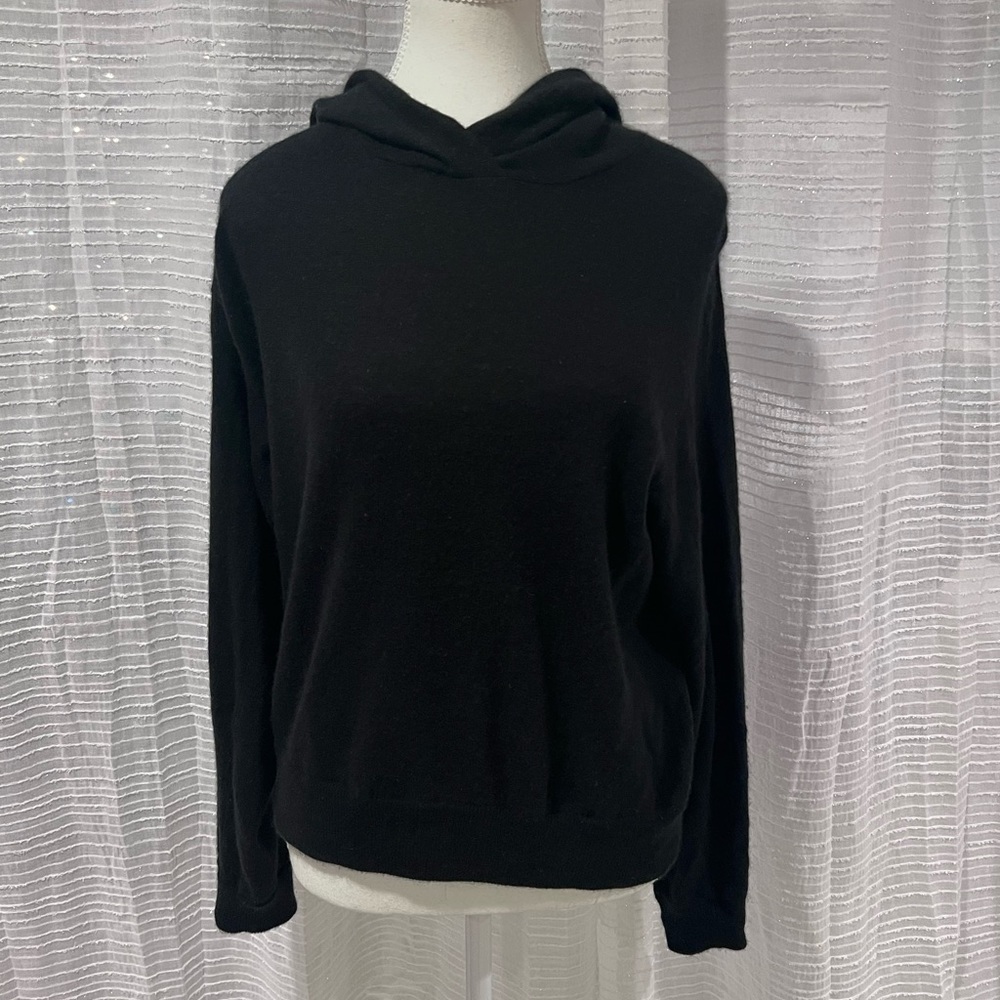 VINCE Cashmere Blend Black Sweater with Hoodie. Soft, small